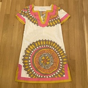 Trina Turk V Neck Short Sleeve Dress /Hot Pink & Yellow Medallion Pattern/ S